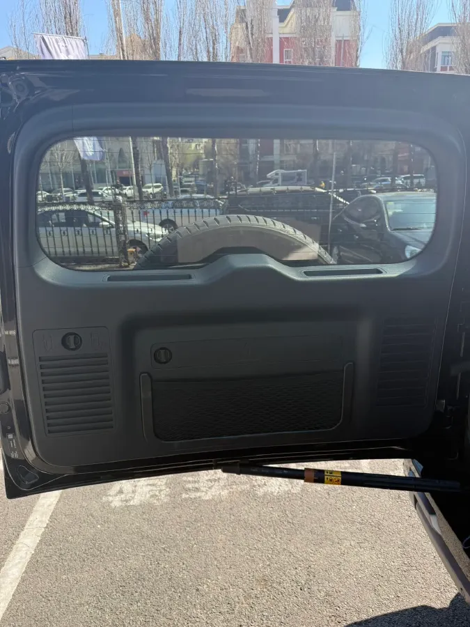 2025 FangChengBao Bao 8 2.0T 245HP L4 E-CVT PHEV 36.8KWH,autocango,china used car exporter,china ev exporter,chinese used car exporter,chinese used ev exporter