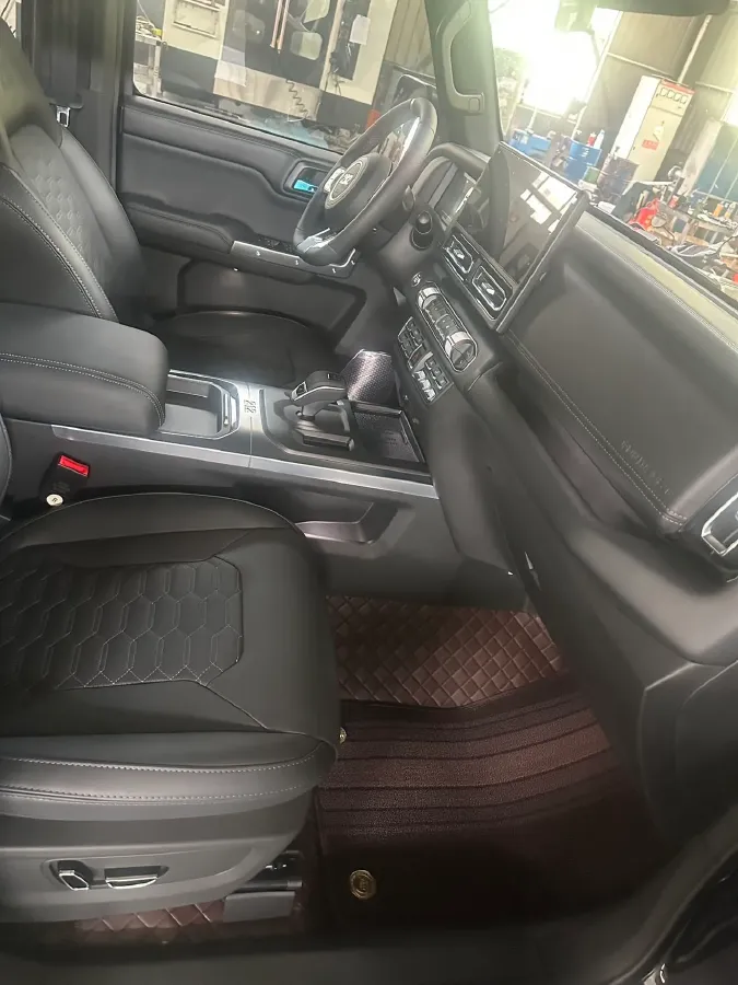 2024 212 212 T01 2.0T 252HP L4 8AT,autocango,china used car exporter,china ev exporter,chinese used car exporter,chinese used ev exporter