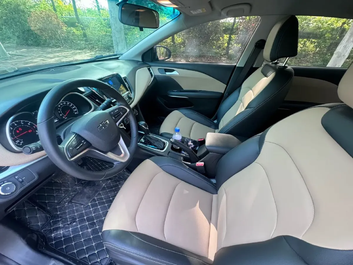 2020 Chevrolet Monza 1.5L 113HP L4 6AT,autocango,china used car exporter,china ev exporter,chinese used car exporter,chinese used ev exporter