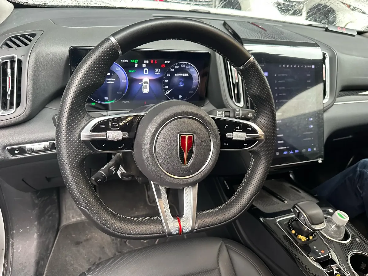 2024 HongQi HS3 1.5T 169HP L4 1DHT PHEV 18.4KWH,autocango,china used car exporter,china ev exporter,chinese used car exporter,chinese used ev exporter