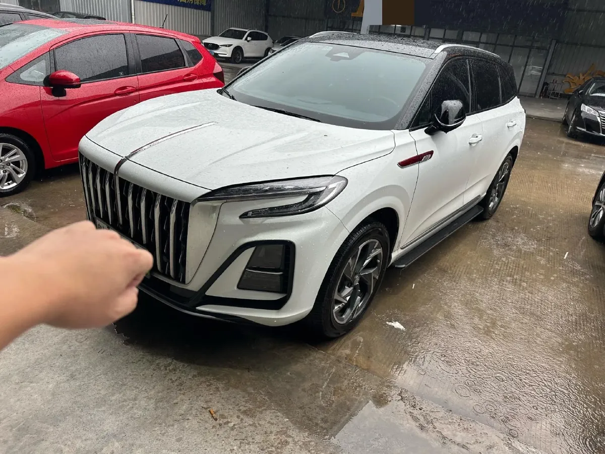 2024 HongQi HS3 1.5T 169HP L4 1DHT PHEV 18.4KWH,autocango,china used car exporter,china ev exporter,chinese used car exporter,chinese used ev exporter