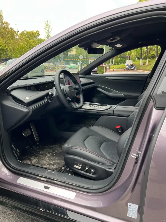 2024 MI SU7 BEV 101KWH,autocango,china used car exporter,china ev exporter,chinese used car exporter,chinese used ev exporter