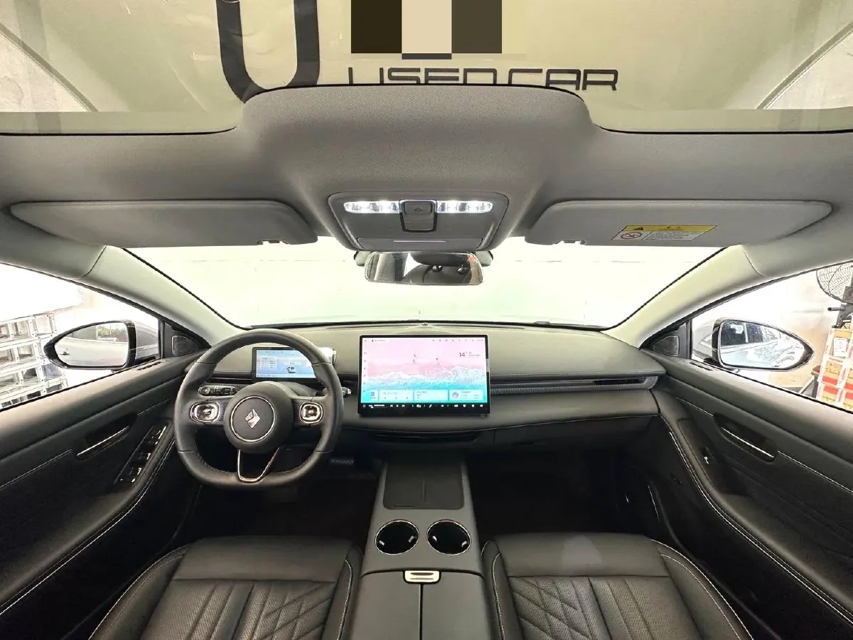 2025 BaoJun XiangJing 1.5T 143HP L4 1DHT PHEV,autocango,china used car exporter,china ev exporter,chinese used car exporter,chinese used ev exporter