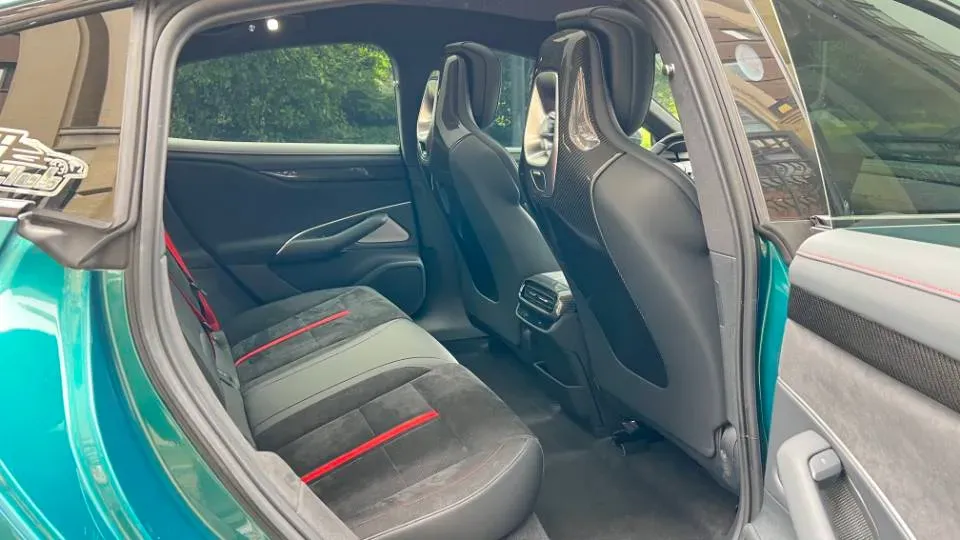 2025 MI SU7 Ultra BEV 93.7KWH,autocango,china used car exporter,china ev exporter,chinese used car exporter,chinese used ev exporter