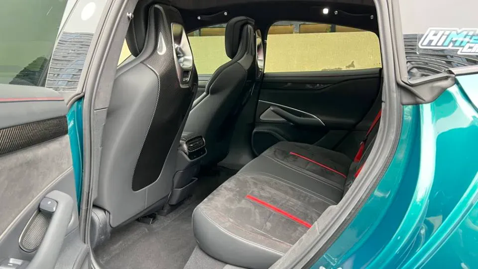 2025 MI SU7 Ultra BEV 93.7KWH,autocango,china used car exporter,china ev exporter,chinese used car exporter,chinese used ev exporter