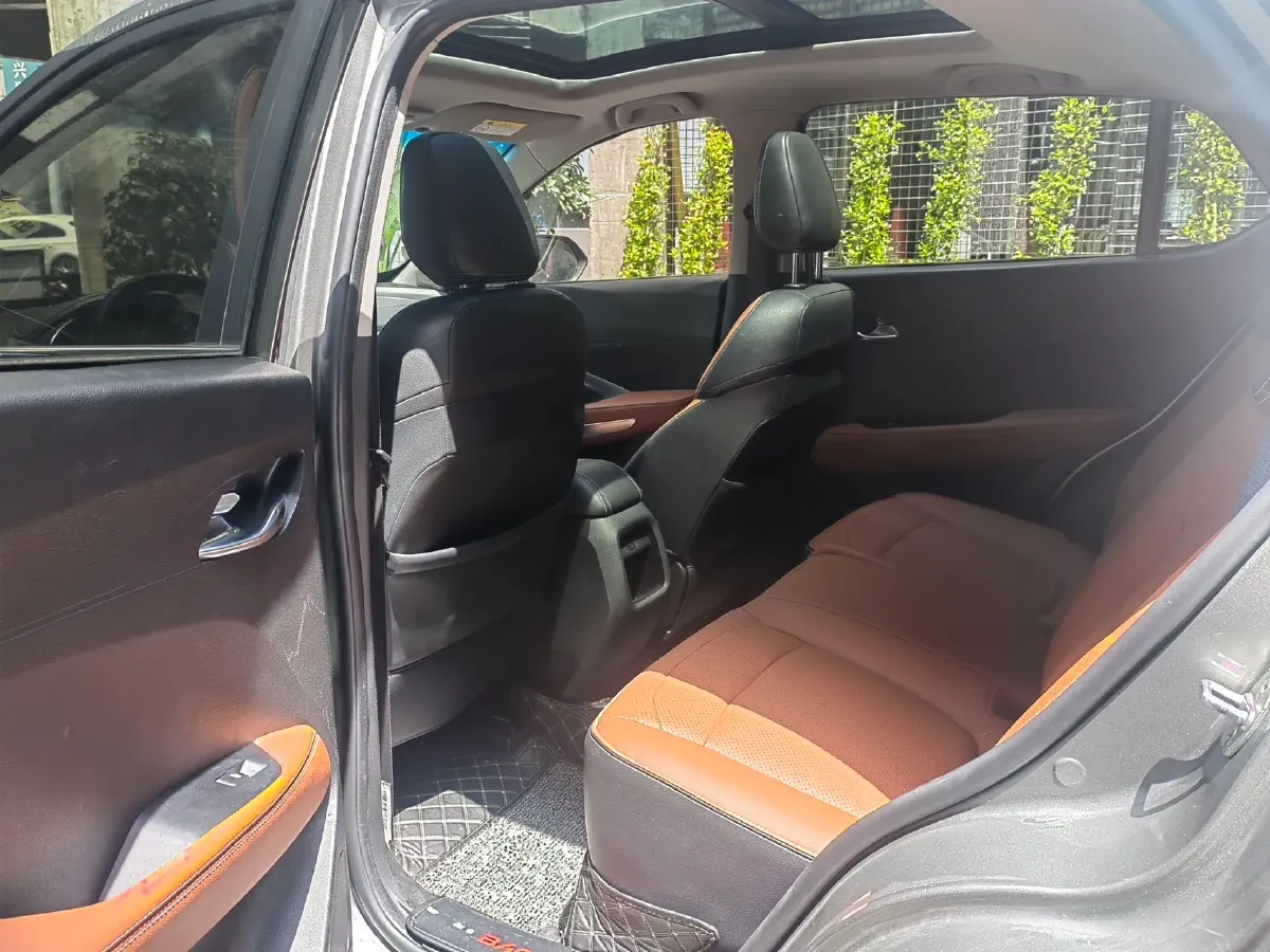 2017 BaoJun 510 1.5L 112HP L4 6MT,autocango,china used car exporter,china ev exporter,chinese used car exporter,chinese used ev exporter