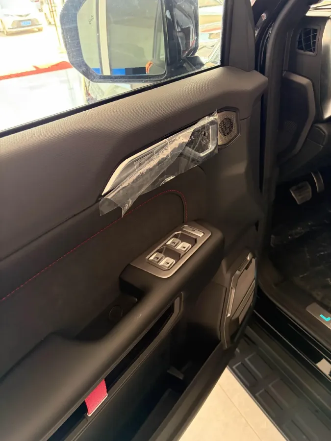 2024 Jetour ShanHai TravellerC-DM 1.5T 156HP L4 3DHT PHEV 43.24KWH,autocango,china used car exporter,china ev exporter,chinese used car exporter,chinese used ev exporter