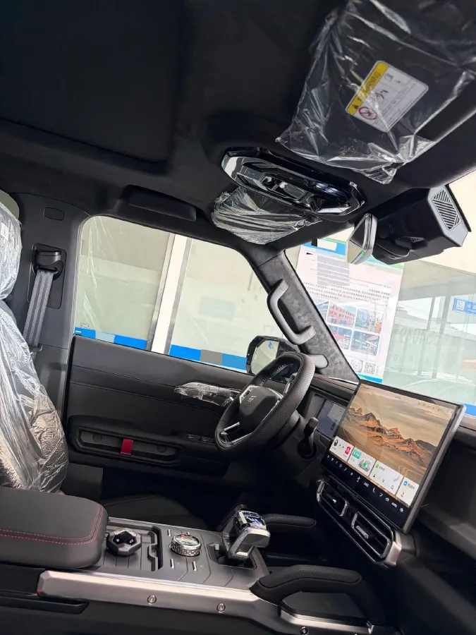 2024 Jetour ShanHai TravellerC-DM 1.5T 156HP L4 3DHT PHEV 43.24KWH,autocango,china used car exporter,china ev exporter,chinese used car exporter,chinese used ev exporter