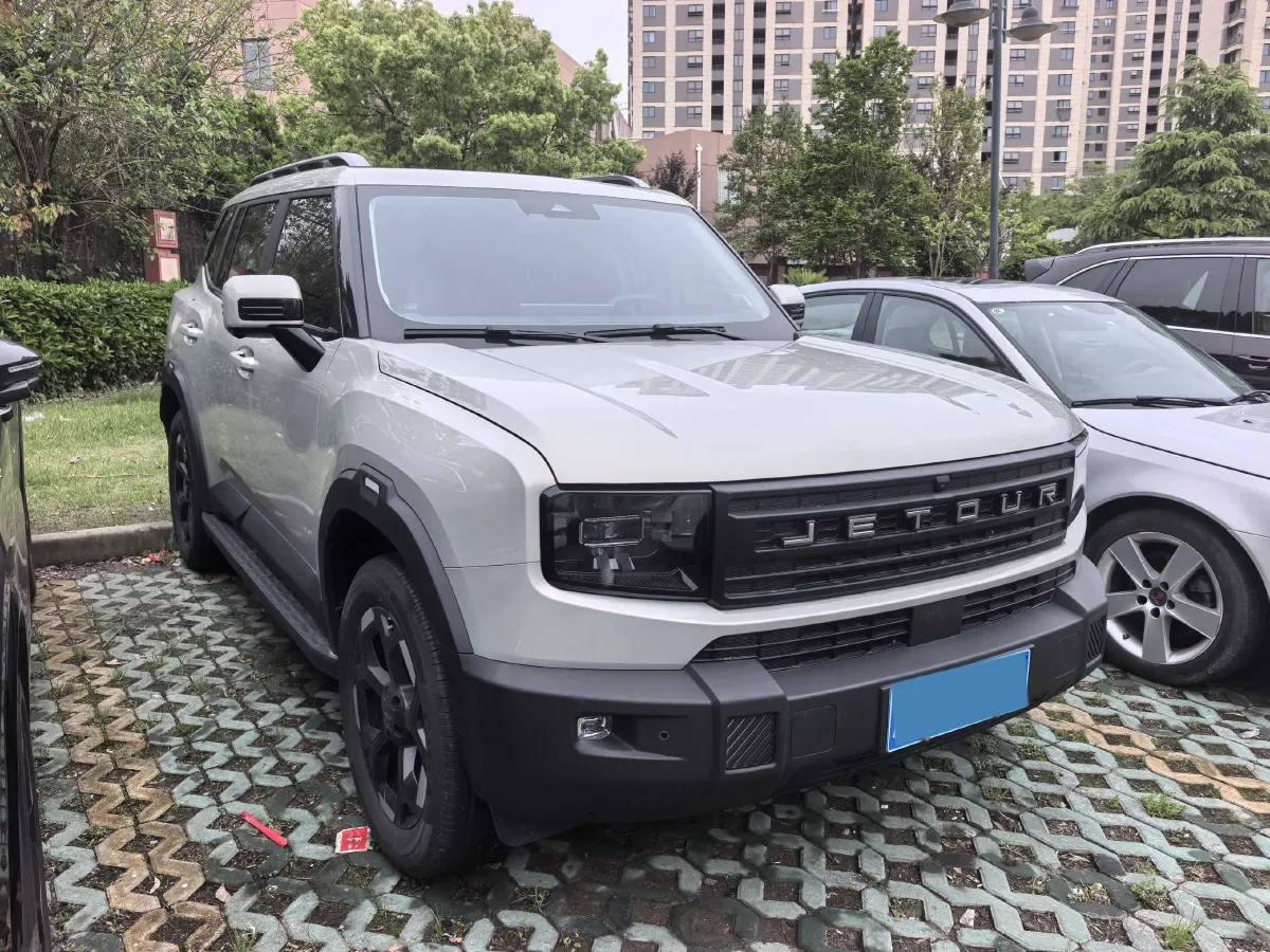 2025 Jetour Traveller 1.5T 184HP L4 7DCT,autocango,china used car exporter,china ev exporter,chinese used car exporter,chinese used ev exporter
