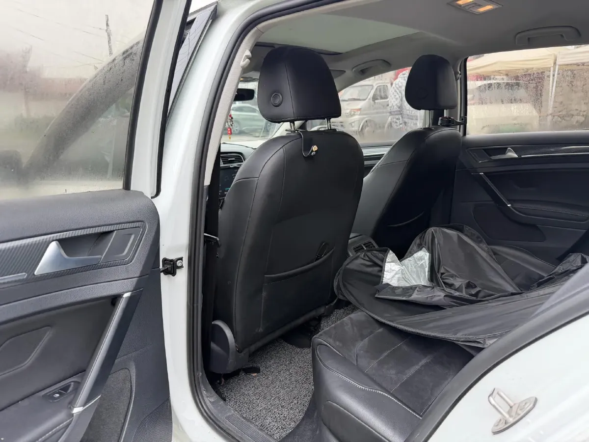 2018 Volkswagen Golf 1.4T 131HP L4 7DCT,autocango,china used car exporter,china ev exporter,chinese used car exporter,chinese used ev exporter