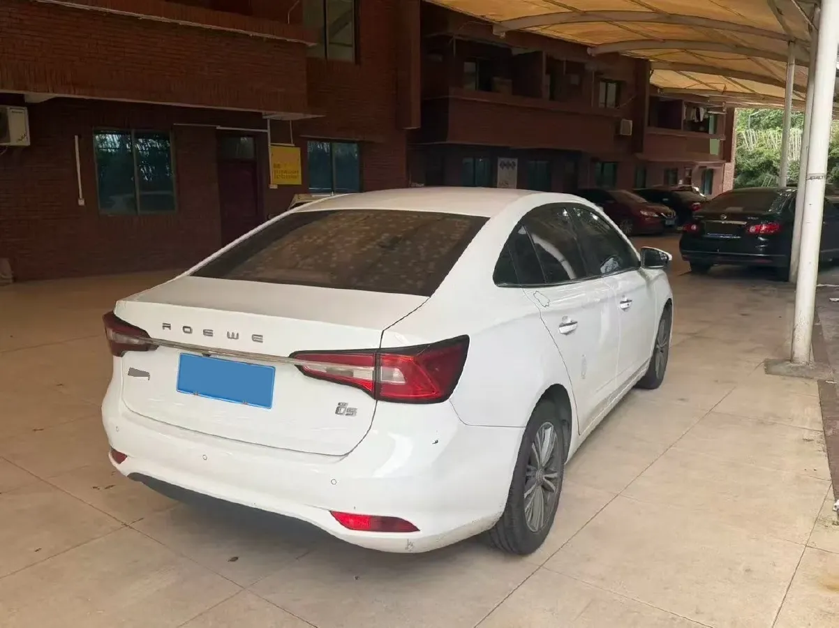 2019 Roewe i5 1.5L 120HP L4 CVT,autocango,china used car exporter,china ev exporter,chinese used car exporter,chinese used ev exporter
