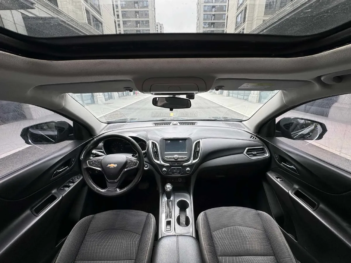 2018 Chevrolet Equinox 1.5T 180HP L4 6AT,autocango,china used car exporter,china ev exporter,chinese used car exporter,chinese used ev exporter