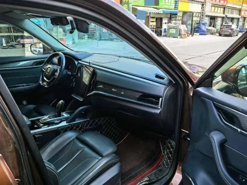 2018 Brilliance Auto V7 1.6T 204HP L4 7DCT,autocango,china used car exporter,china ev exporter,chinese used car exporter,chinese used ev exporter