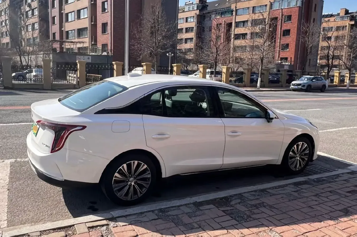 2023 HongQi E-QM5 BEV 82KWH,autocango,china used car exporter,china ev exporter,chinese used car exporter,chinese used ev exporter