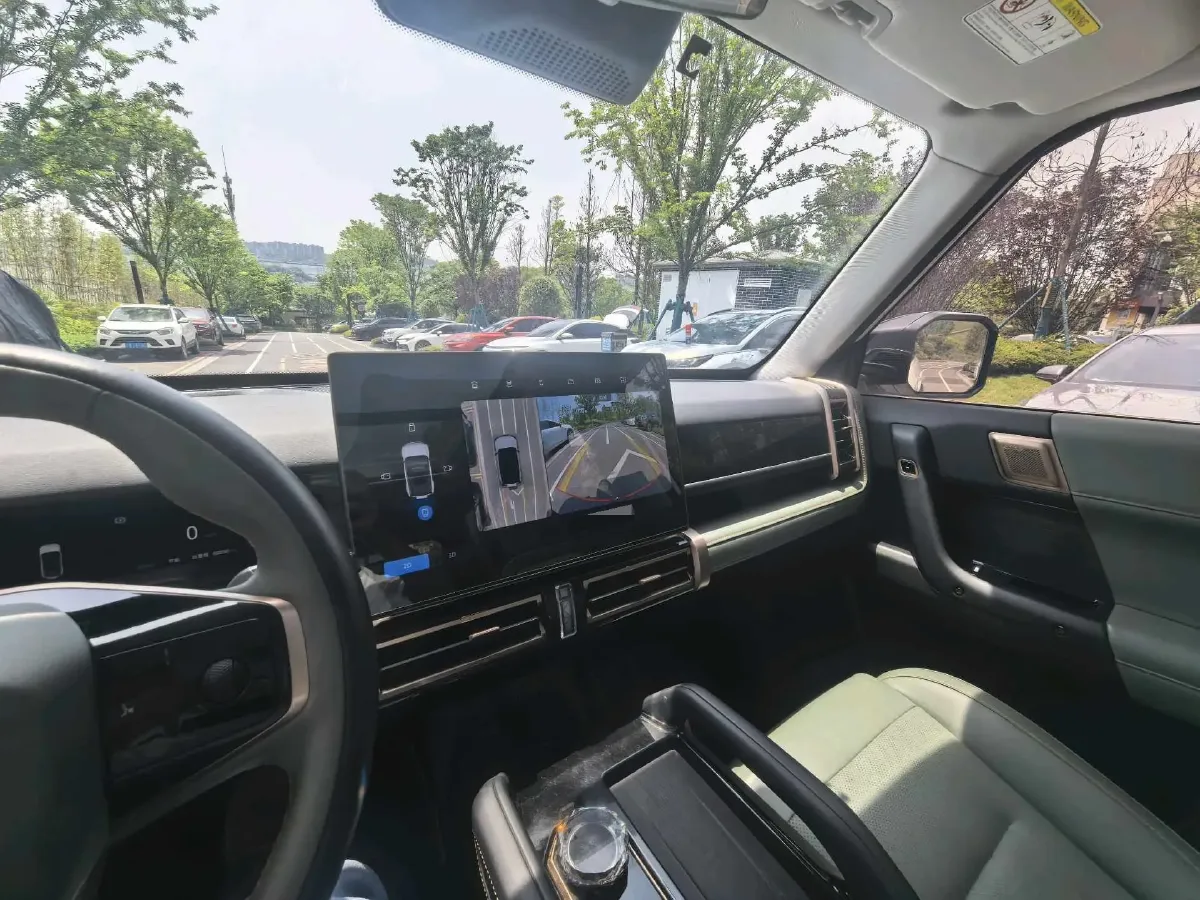 2024 Dongfeng RuiQi 7 2.0T 228HP L4 8AT,autocango,china used car exporter,china ev exporter,chinese used car exporter,chinese used ev exporter