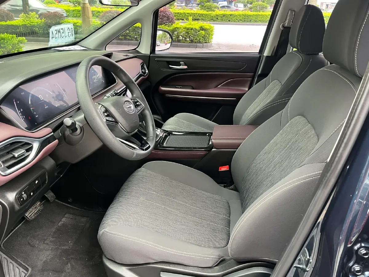 2023 GAC Trumpchi M6 1.5T 177HP L4 7DCT,autocango,china used car exporter,china ev exporter,chinese used car exporter,chinese used ev exporter