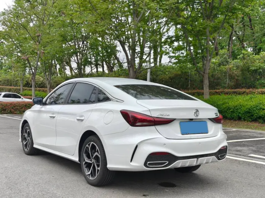 2025 MG 5 1.5T 181HP L4 7DCT,autocango,china used car exporter,china ev exporter,chinese used car exporter,chinese used ev exporter