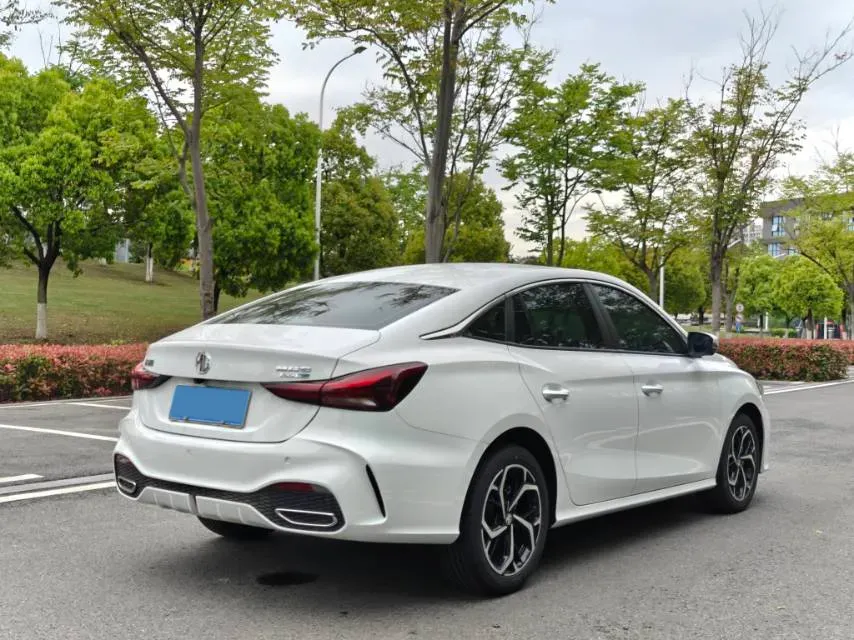 2025 MG 5 1.5T 181HP L4 7DCT,autocango,china used car exporter,china ev exporter,chinese used car exporter,chinese used ev exporter