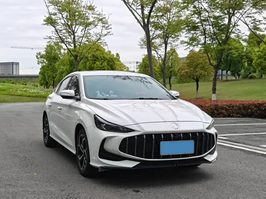 2025 MG 5 1.5T 181HP L4 7DCT,autocango,china used car exporter,china ev exporter,chinese used car exporter,chinese used ev exporter