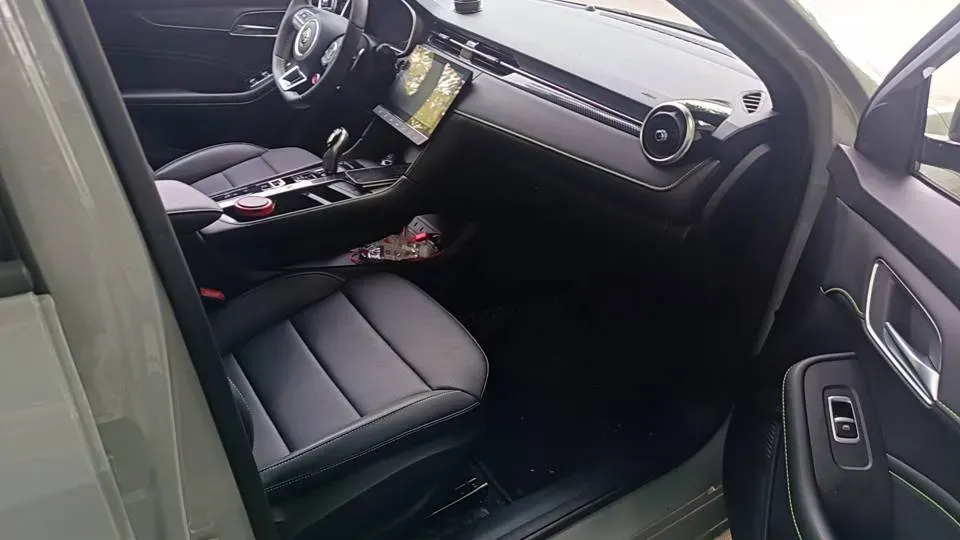 2025 MG MG6 1.5T 181HP L4 7DCT,autocango,china used car exporter,china ev exporter,chinese used car exporter,chinese used ev exporter