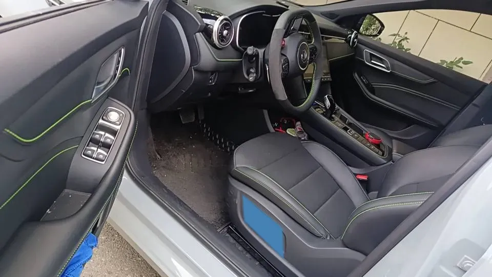 2025 MG MG6 1.5T 181HP L4 7DCT,autocango,china used car exporter,china ev exporter,chinese used car exporter,chinese used ev exporter