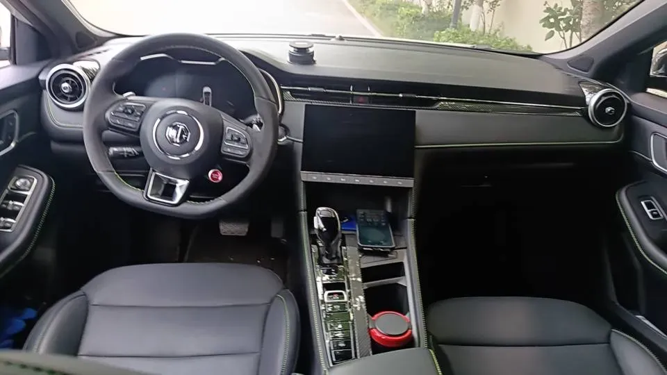 2025 MG MG6 1.5T 181HP L4 7DCT,autocango,china used car exporter,china ev exporter,chinese used car exporter,chinese used ev exporter