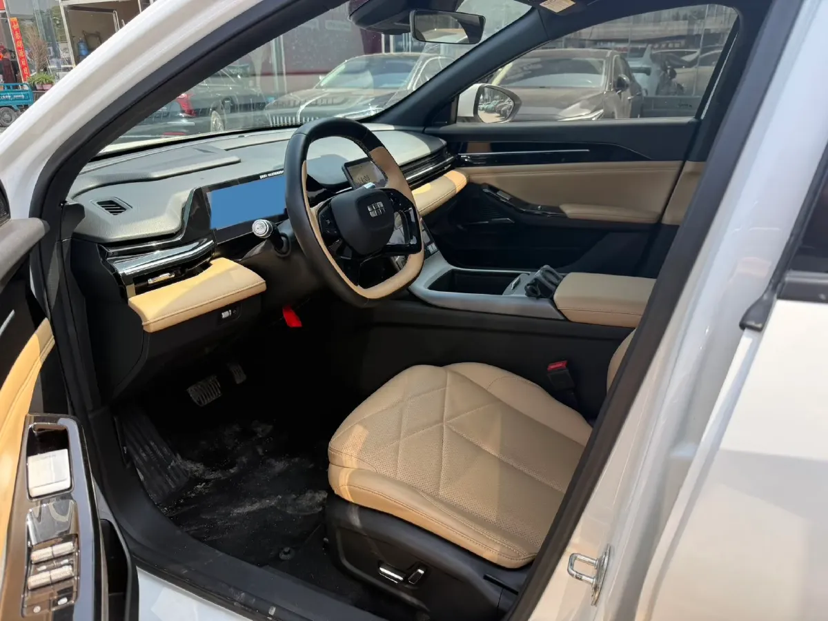 2023 Geely Galaxy L6 1.5T 163HP L4 3DHT PHEV,autocango,china used car exporter,china ev exporter,chinese used car exporter,chinese used ev exporter