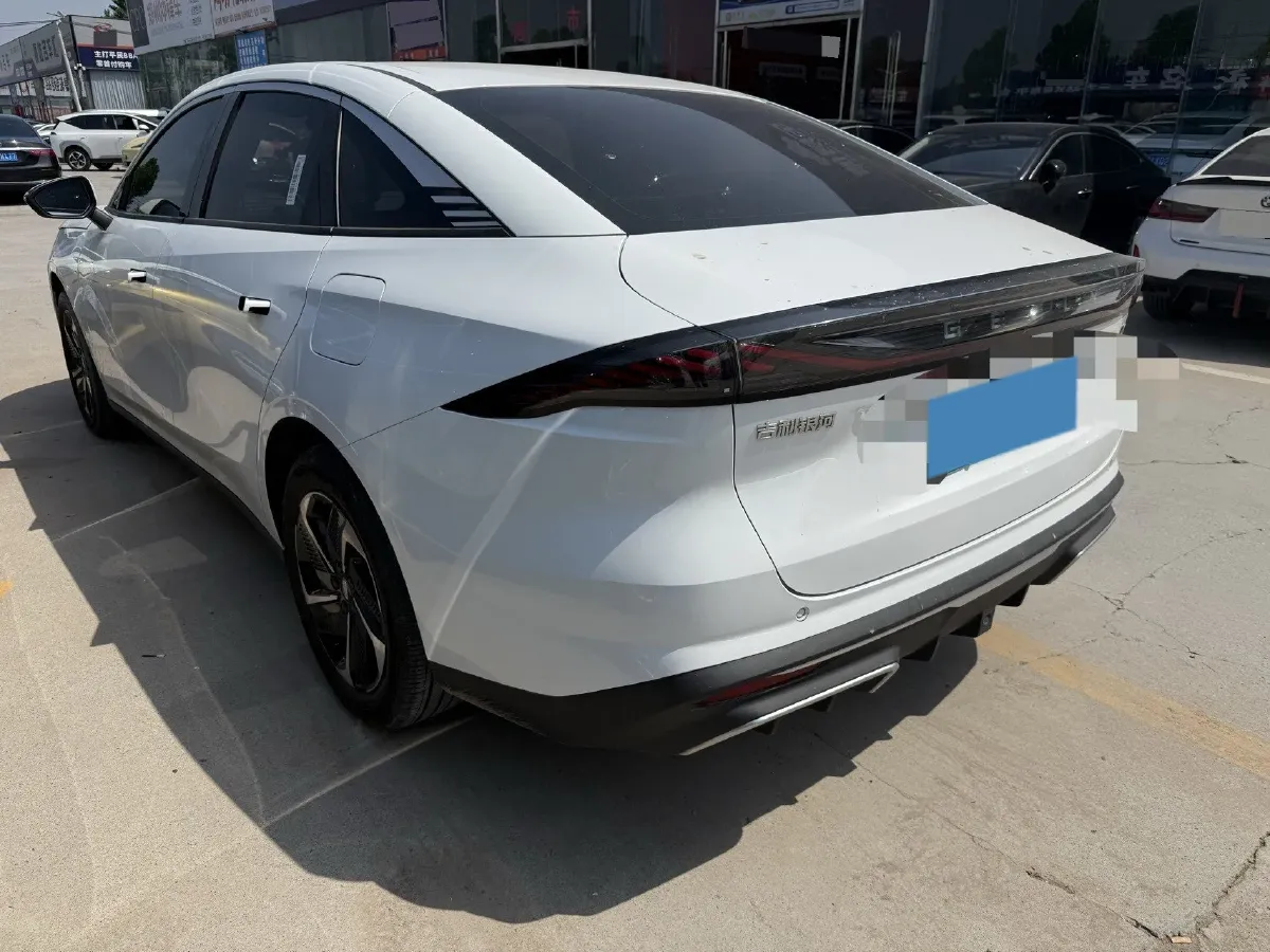 2023 Geely Galaxy L6 1.5T 163HP L4 3DHT PHEV,autocango,china used car exporter,china ev exporter,chinese used car exporter,chinese used ev exporter