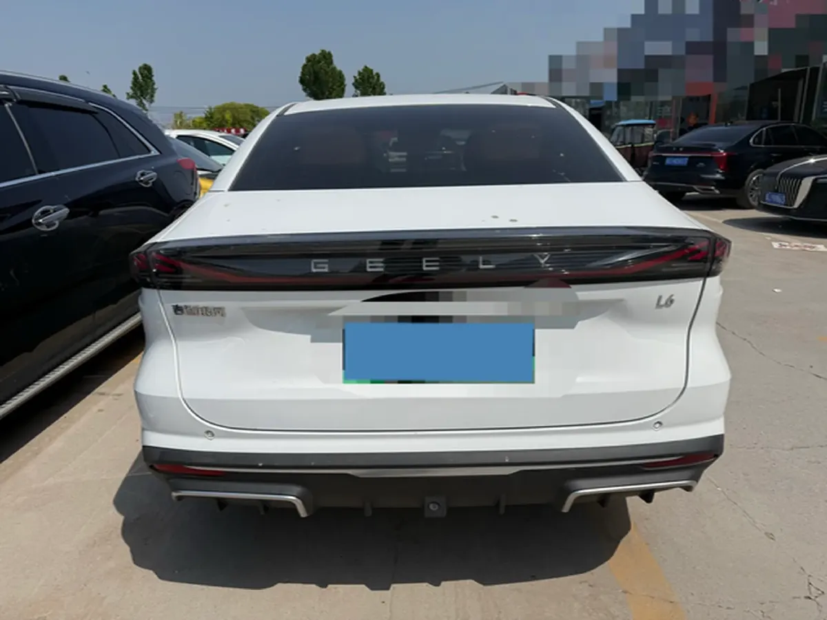 2023 Geely Galaxy L6 1.5T 163HP L4 3DHT PHEV,autocango,china used car exporter,china ev exporter,chinese used car exporter,chinese used ev exporter