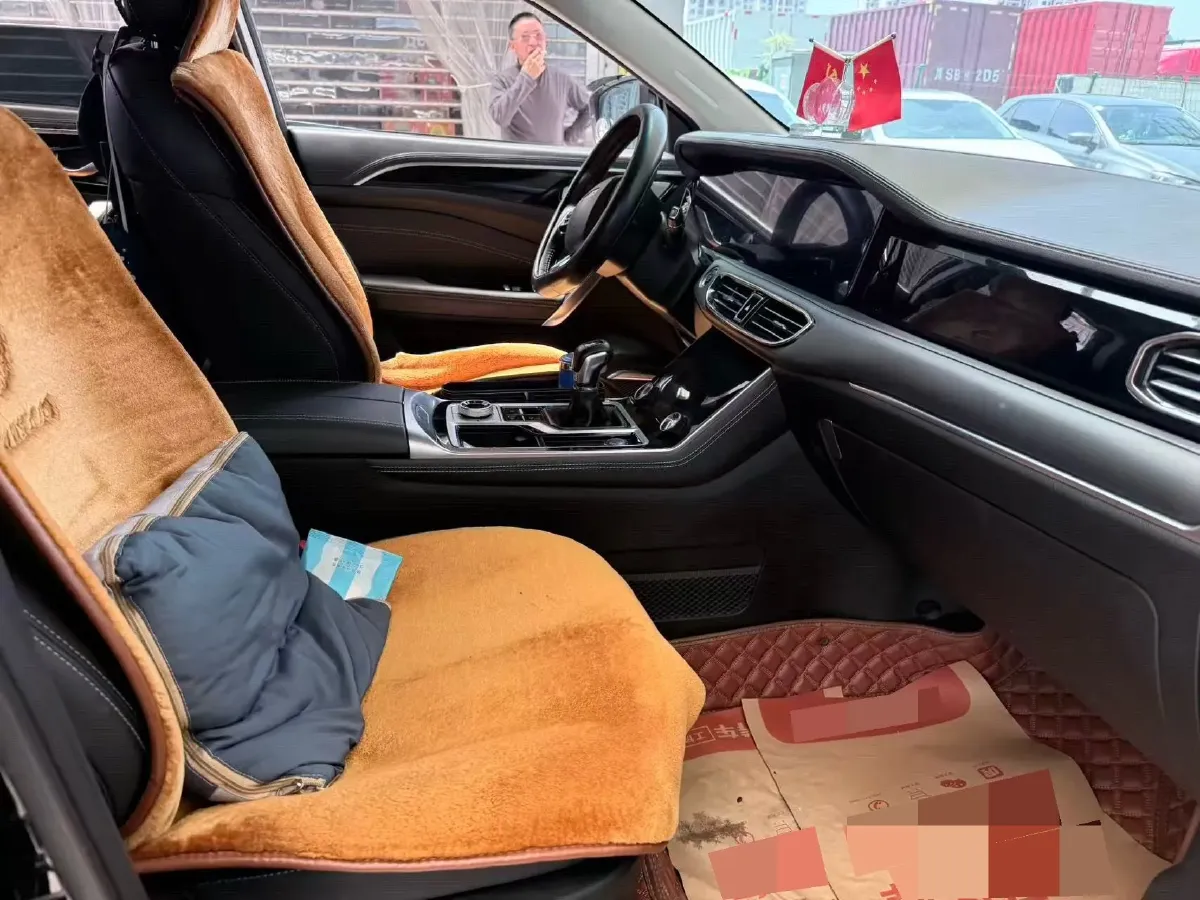 2020 Jetour X90 1.5T 156HP L4 6MT,autocango,china used car exporter,china ev exporter,chinese used car exporter,chinese used ev exporter