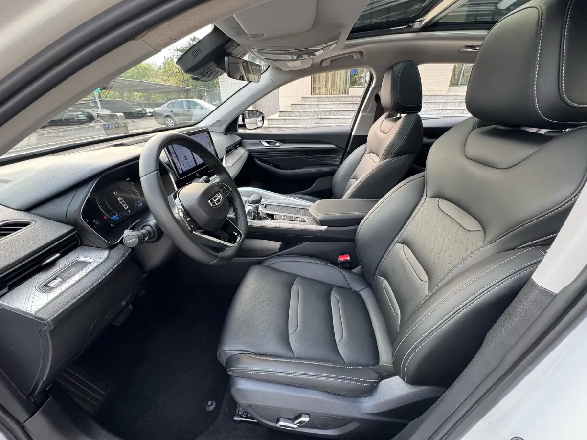 2023 Geely Preface 2.0T 190HP L4 7DCT,autocango,china used car exporter,china ev exporter,chinese used car exporter,chinese used ev exporter