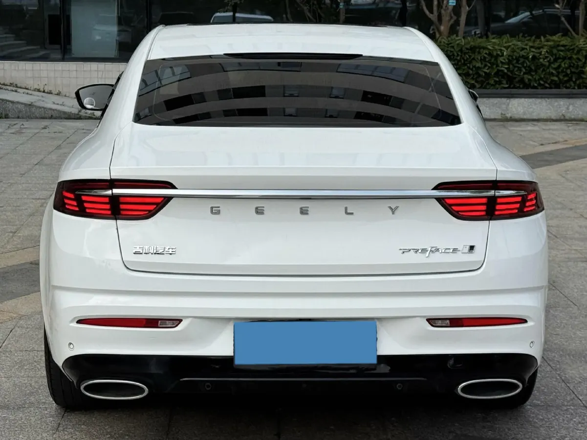 2023 Geely Preface 2.0T 190HP L4 7DCT,autocango,china used car exporter,china ev exporter,chinese used car exporter,chinese used ev exporter