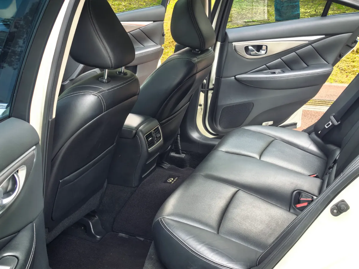 2016 Infiniti Q50L 2.0T 211HP L4 7AT,autocango,china used car exporter,china ev exporter,chinese used car exporter,chinese used ev exporter