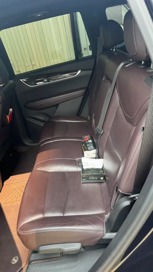 2020 Cadillac XT6 2.0T 241HP L4 9AT,autocango,china used car exporter,china ev exporter,chinese used car exporter,chinese used ev exporter