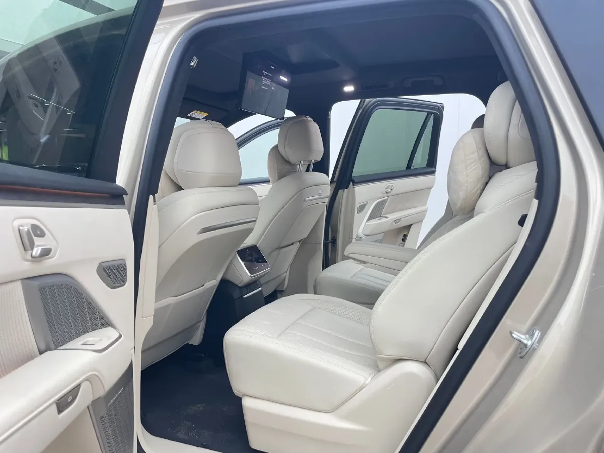 2025 ONVO L90 BEV,autocango,china used car exporter,china ev exporter,chinese used car exporter,chinese used ev exporter