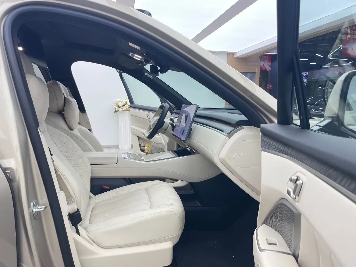 2025 ONVO L90 BEV,autocango,china used car exporter,china ev exporter,chinese used car exporter,chinese used ev exporter