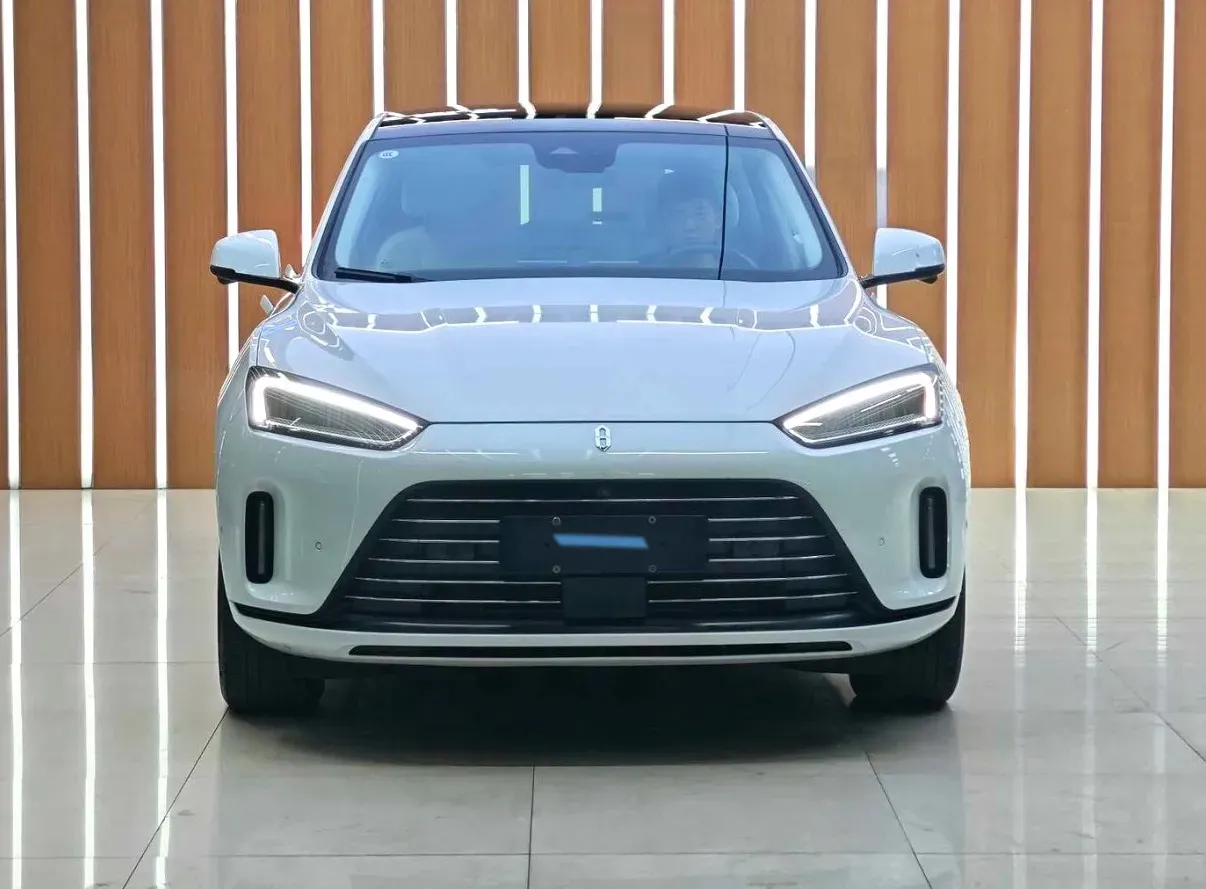 2022 Isuzu Mu-X 2.0T 220HP L4 8AT,autocango,china used car exporter,china ev exporter,chinese used car exporter,chinese used ev exporter