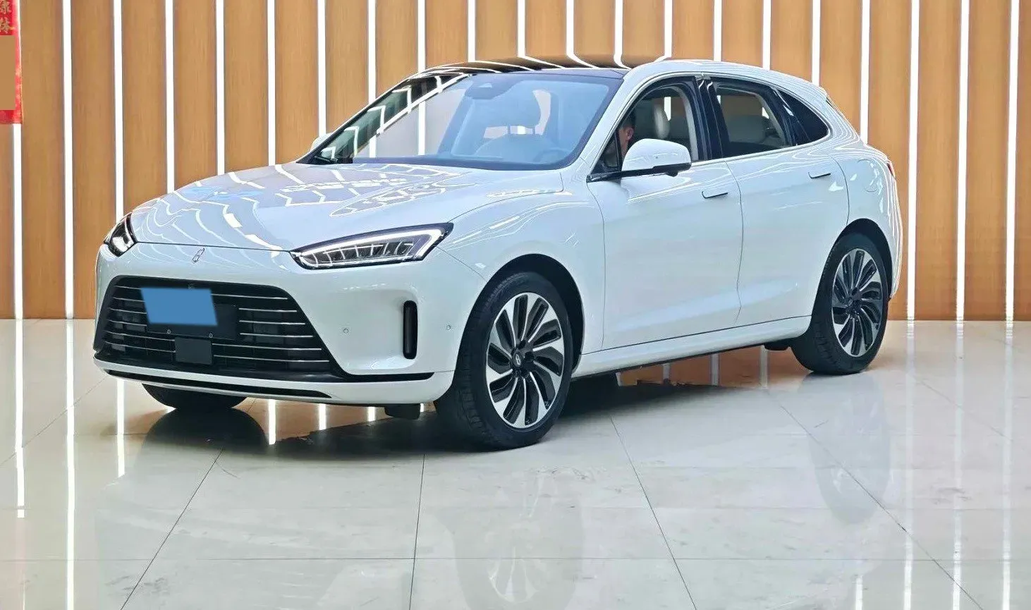 2022 Isuzu Mu-X 2.0T 220HP L4 8AT,autocango,china used car exporter,china ev exporter,chinese used car exporter,chinese used ev exporter