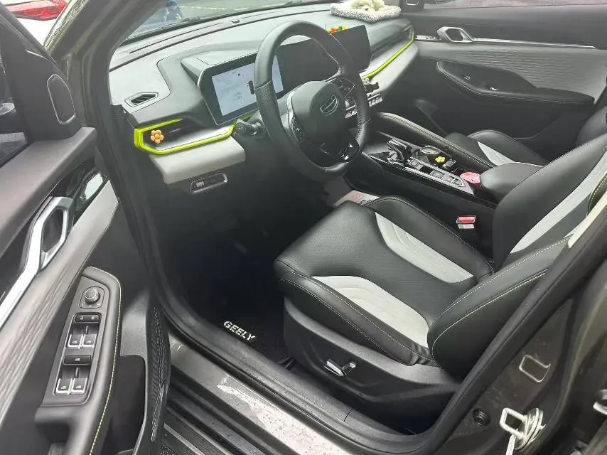 2022 Geely Coolray 1.5T 181HP L4 7DCT,autocango,china used car exporter,china ev exporter,chinese used car exporter,chinese used ev exporter