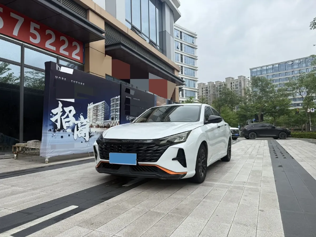 2023 DongFeng Aeolus YiXuan 1.5L 125HP L4 6DCT,autocango,china used car exporter,china ev exporter,chinese used car exporter,chinese used ev exporter