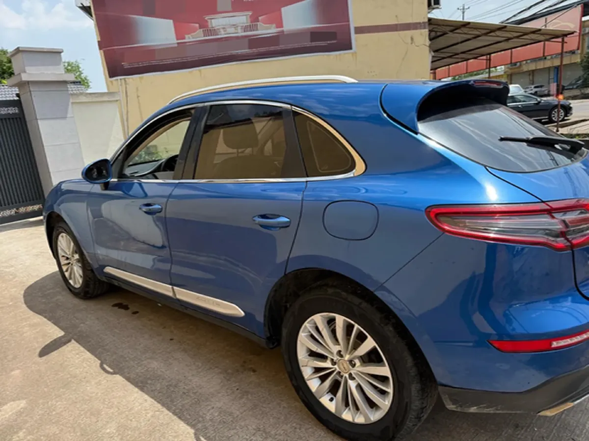 2017 Zotye SR9 2.0T 190HP L4 6DCT,autocango,china used car exporter,china ev exporter,chinese used car exporter,chinese used ev exporter