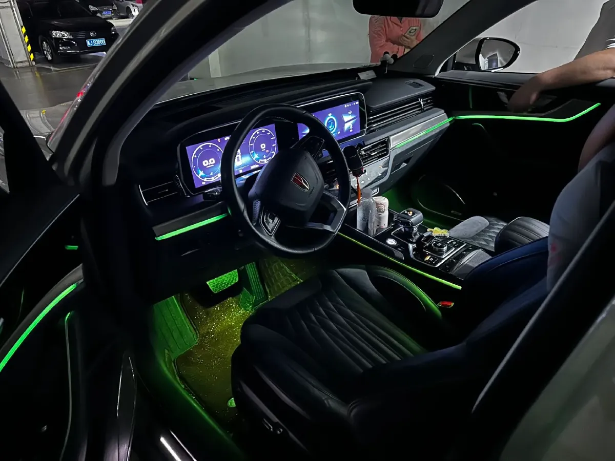 2022 HongQi HS5 2.0T 224HP L4 6AT,autocango,china used car exporter,china ev exporter,chinese used car exporter,chinese used ev exporter