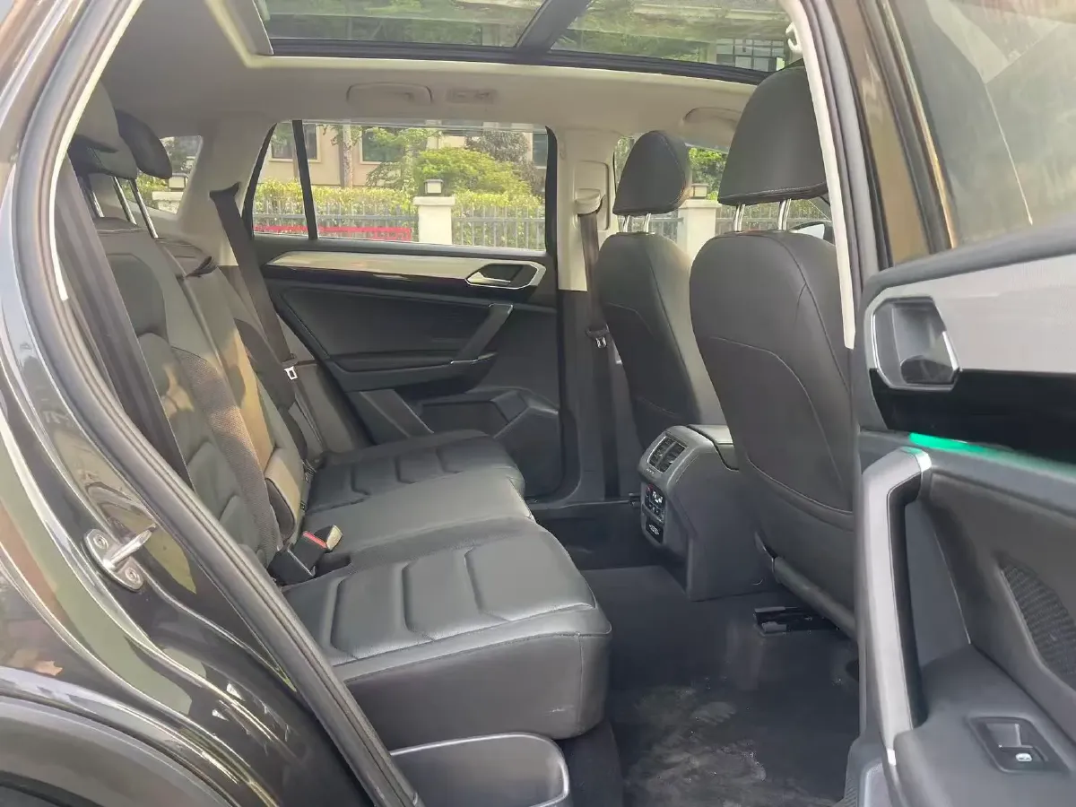 2022 Volkswagen Tayron 2.0T 186HP L4 7DCT,autocango,china used car exporter,china ev exporter,chinese used car exporter,chinese used ev exporter