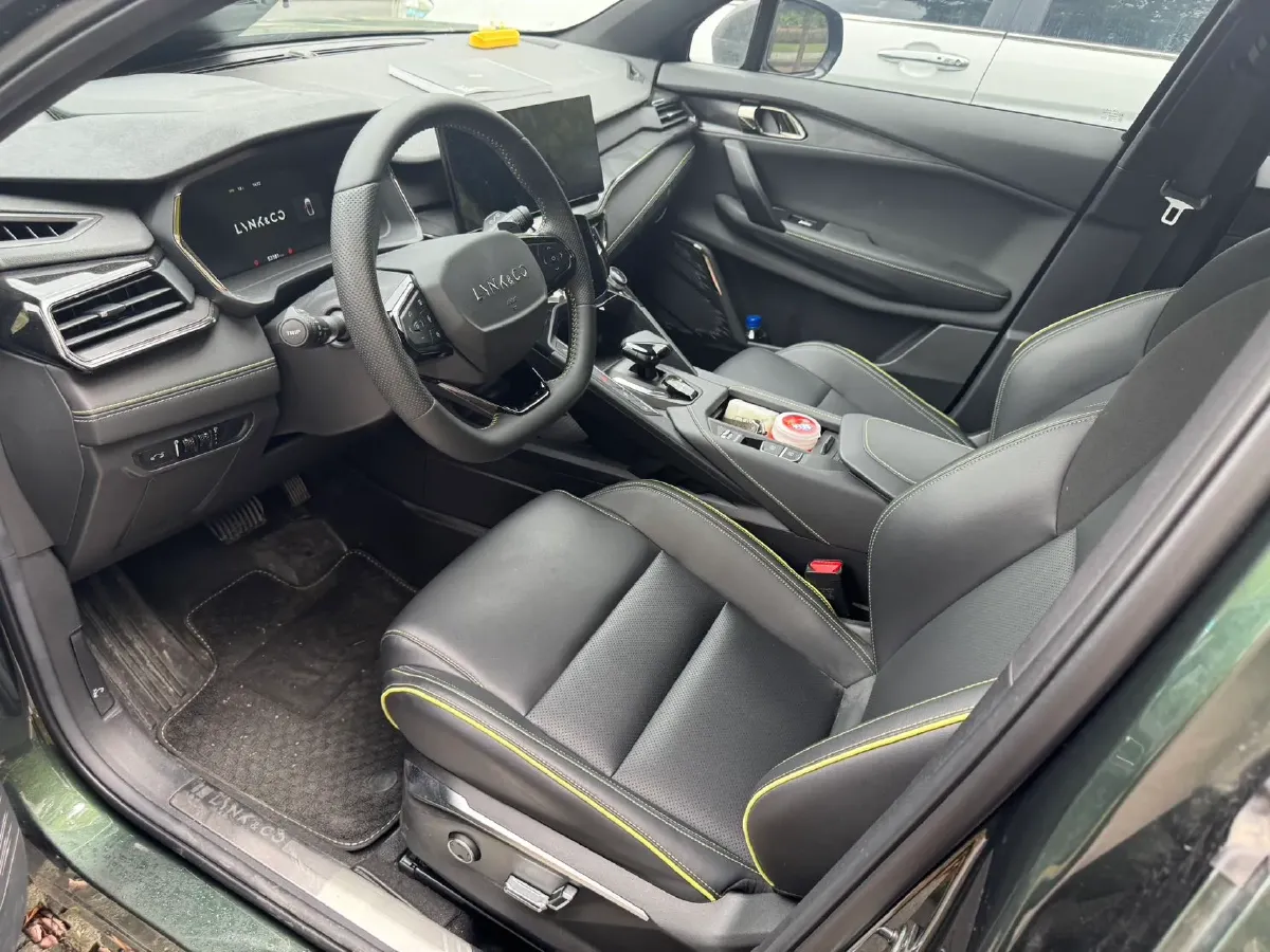 2023 LYNK&CO 03 1.5T 181HP L4 7DCT,autocango,china used car exporter,china ev exporter,chinese used car exporter,chinese used ev exporter