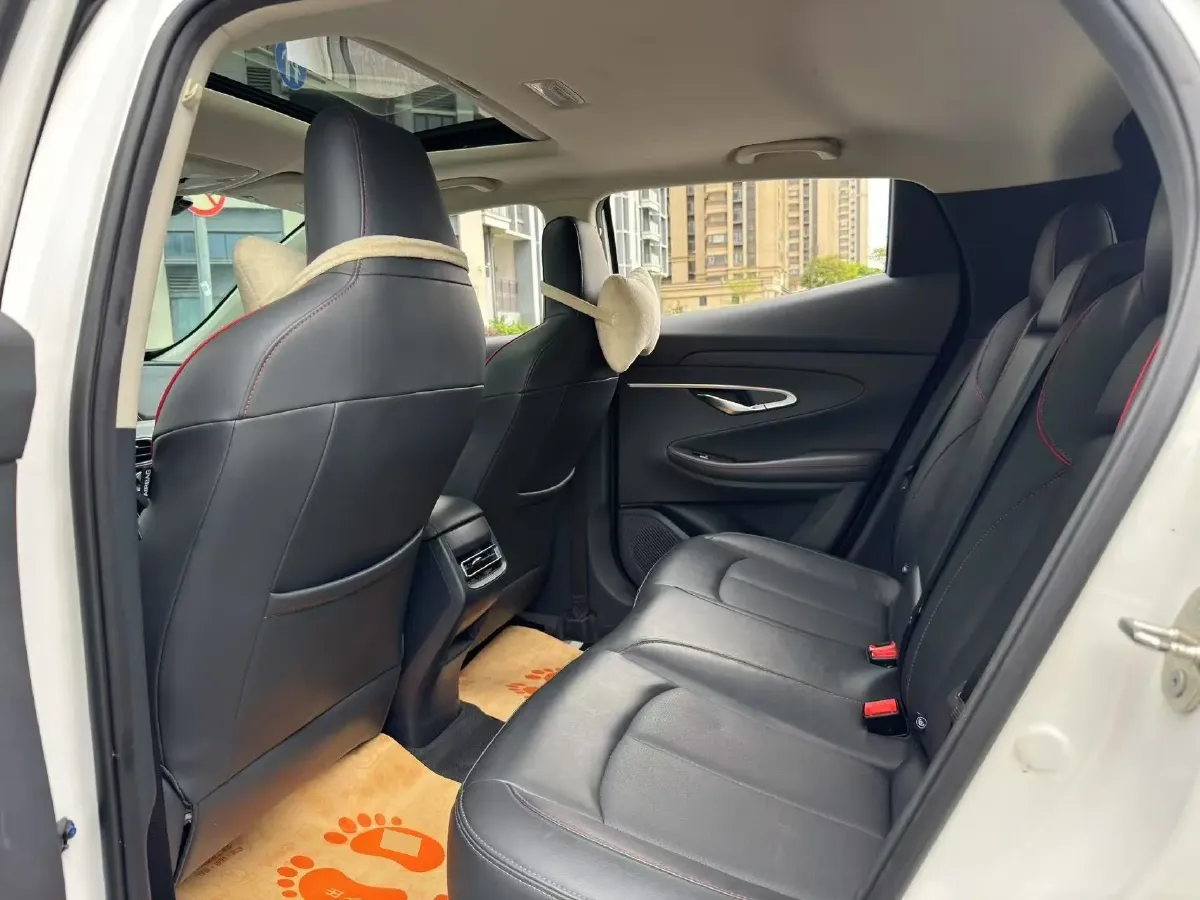 2022 ChangAn UNI-T 1.5T 188HP L4 7DCT,autocango,china used car exporter,china ev exporter,chinese used car exporter,chinese used ev exporter