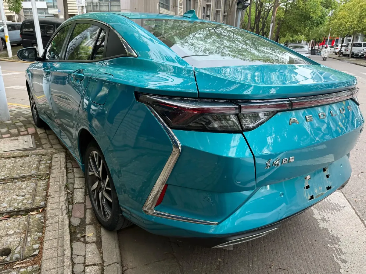 2020 DongFeng Aeolus YiXuan 1.5T 150HP L4 6DCT,autocango,china used car exporter,china ev exporter,chinese used car exporter,chinese used ev exporter