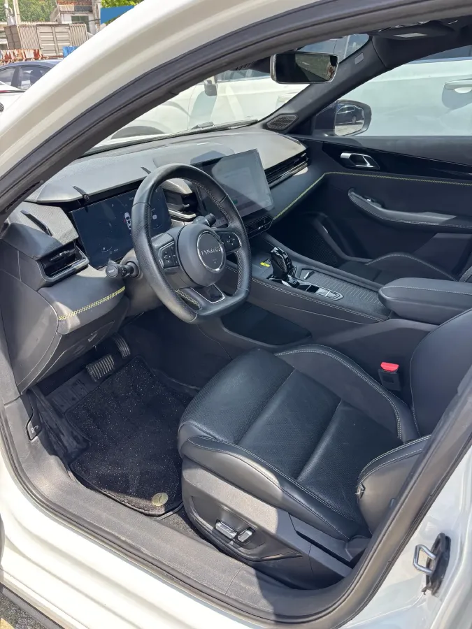 2023 LYNK&CO 03 2.0T 254HP L4 7DCT,autocango,china used car exporter,china ev exporter,chinese used car exporter,chinese used ev exporter