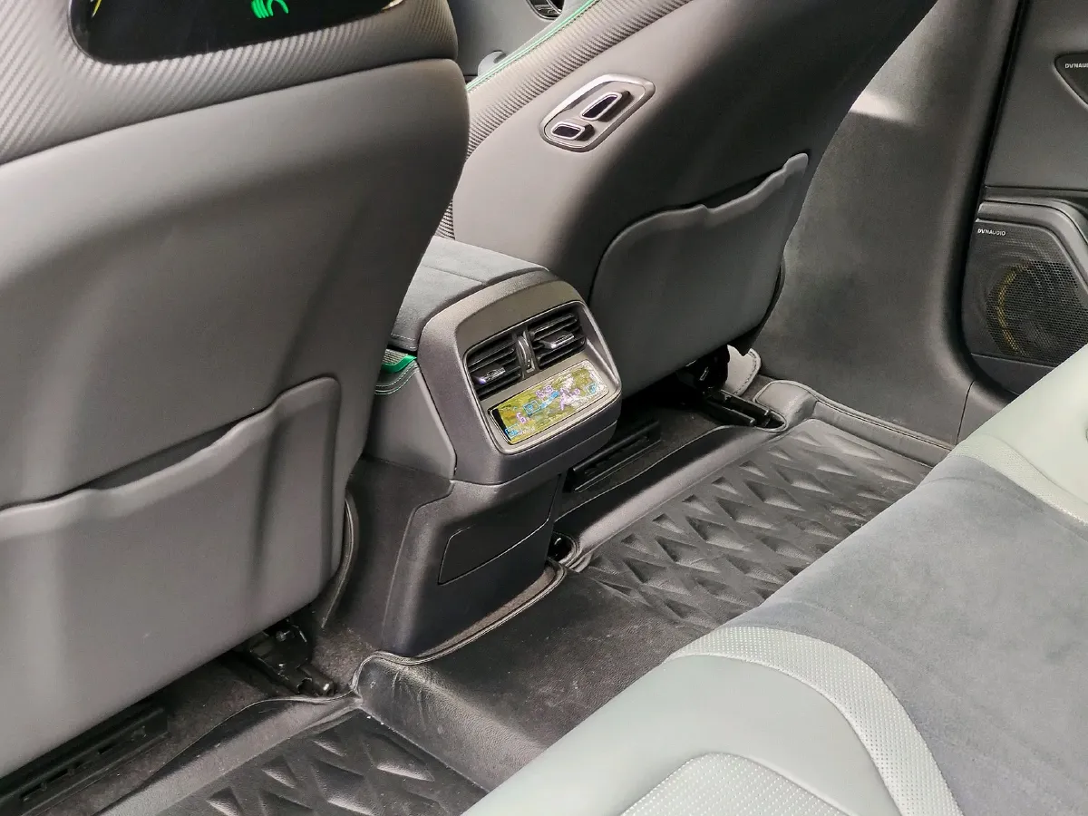 2022 Toyota Highlander 2.5L 192HP L4 E-CVT Hybrid,autocango,china used car exporter,china ev exporter,chinese used car exporter,chinese used ev exporter