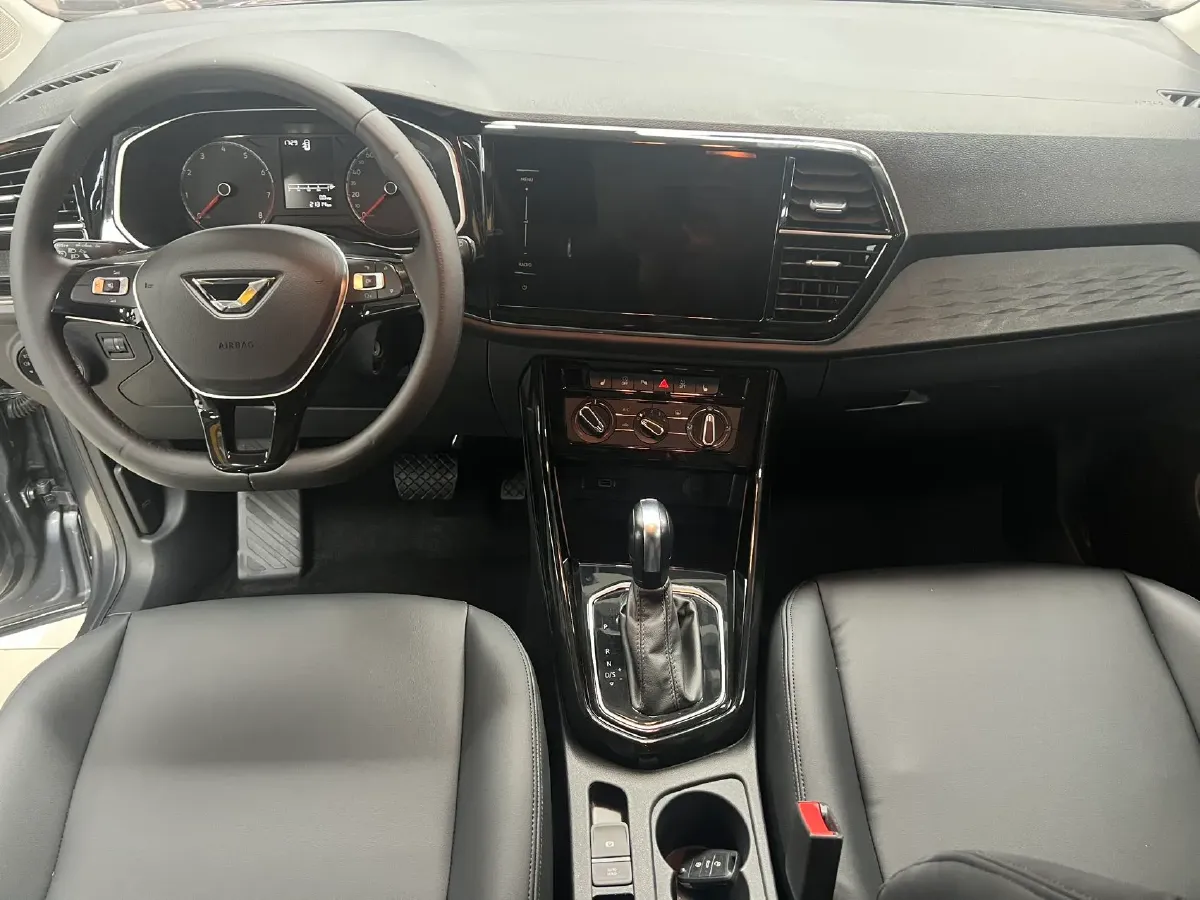 2022 Jetta VS5 1.4T 150HP L4 6AT,autocango,china used car exporter,china ev exporter,chinese used car exporter,chinese used ev exporter