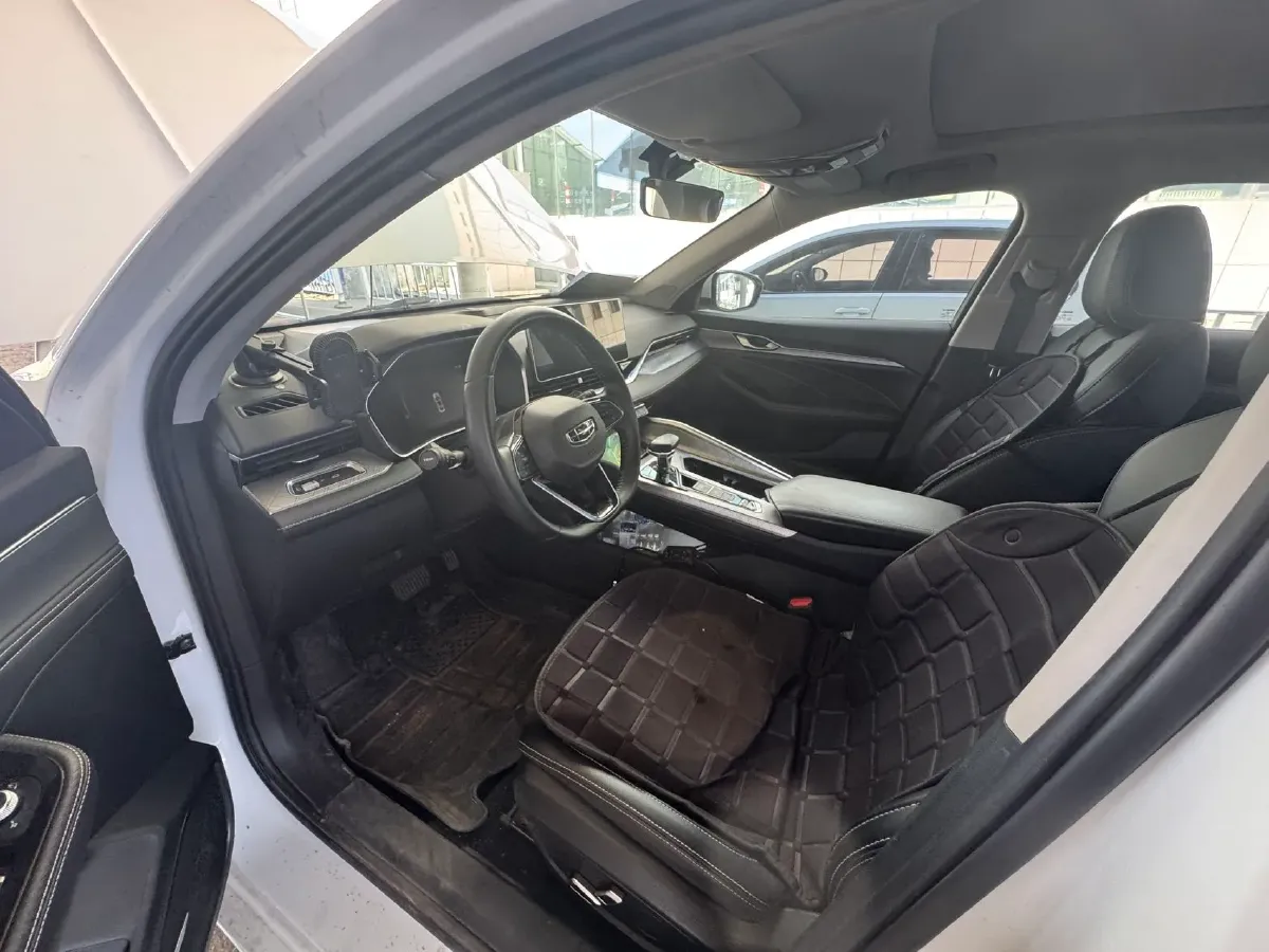 2020 Geely Binray 1.0T 133HP L3 6DCT,autocango,china used car exporter,china ev exporter,chinese used car exporter,chinese used ev exporter